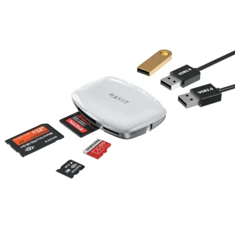 Havit H19 USB HUB with Card Reader Price in BD - Top view of black Havit H19 USB hub showing 3 USB ports and SD Micro SD card reader slots